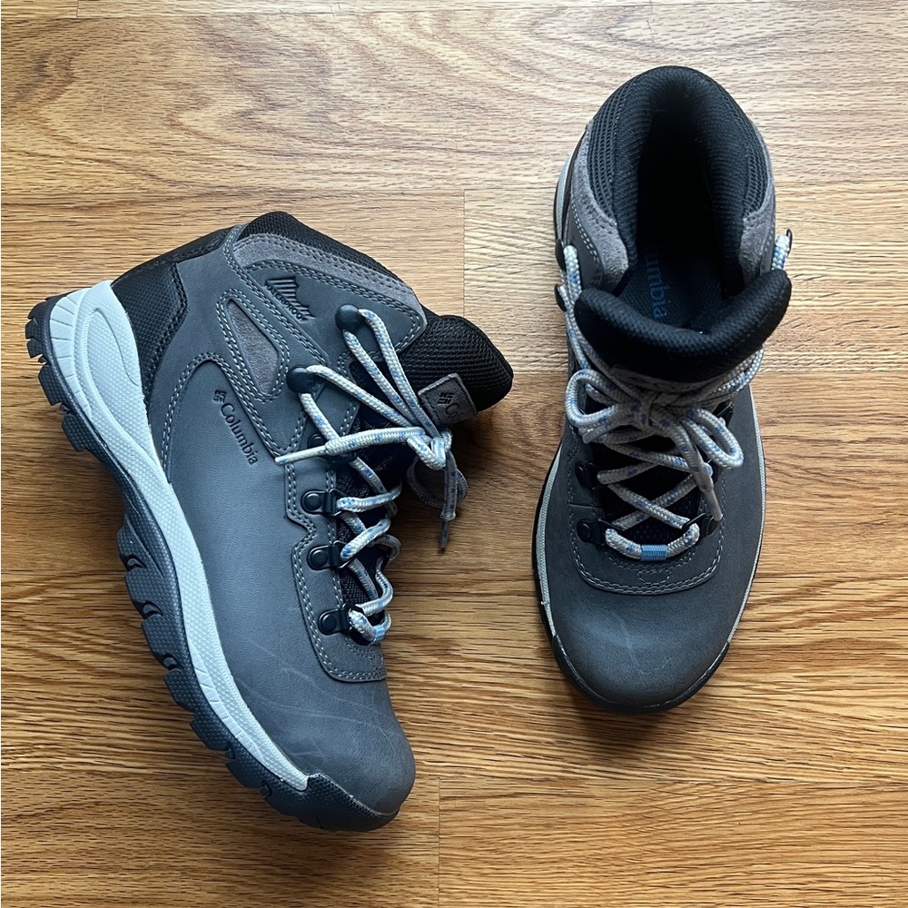 Columbia Women's Newton Ridge Plus Waterproof Hiking Boots 8 39 Gray Quarry